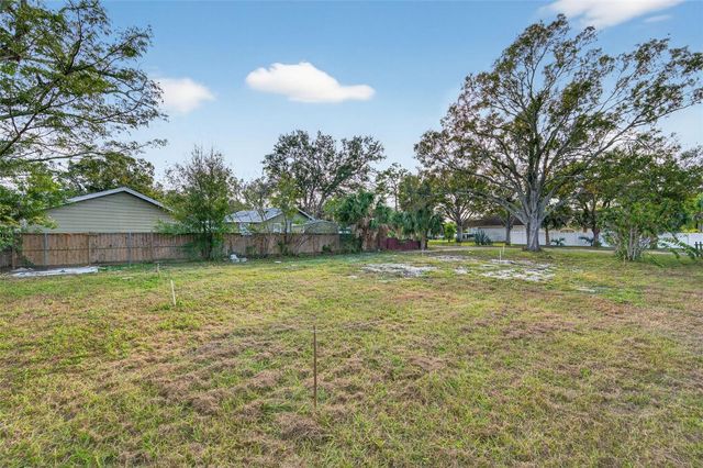 6311 HOBSON STREET NE, St Petersburg, FL 33702