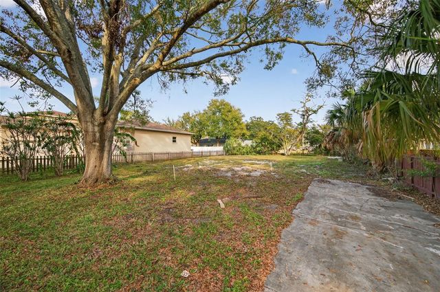 6311 HOBSON STREET NE, St Petersburg, FL 33702