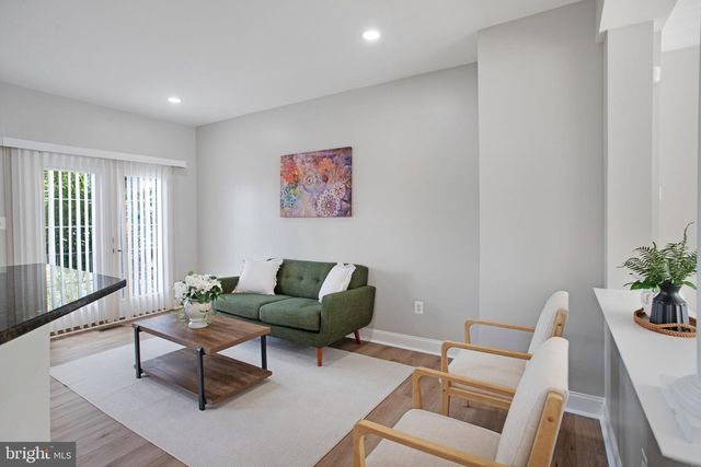 16562 BRAMBLEWOOD LN, Woodbridge, VA 22191