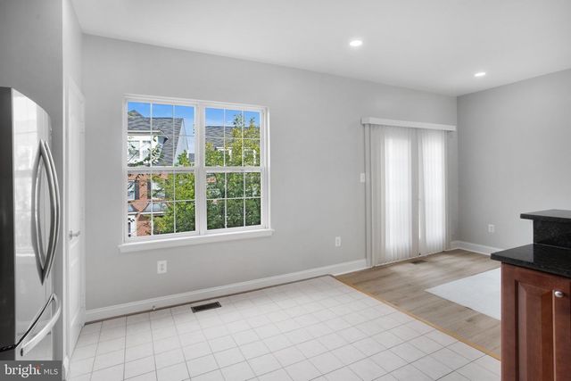 16562 BRAMBLEWOOD LN, Woodbridge, VA 22191