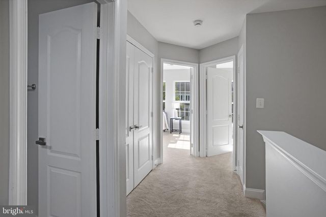 16562 BRAMBLEWOOD LN, Woodbridge, VA 22191