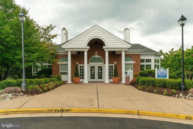 16562 BRAMBLEWOOD LN, Woodbridge, VA 22191