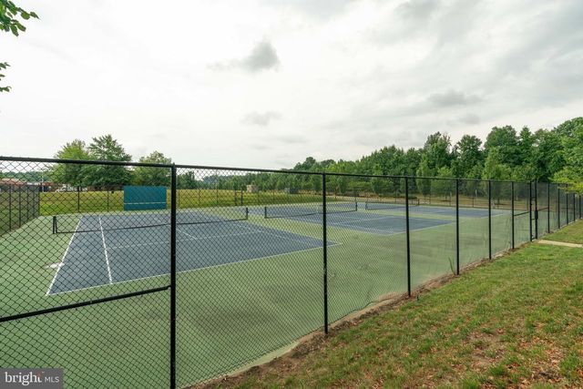 16562 BRAMBLEWOOD LN, Woodbridge, VA 22191