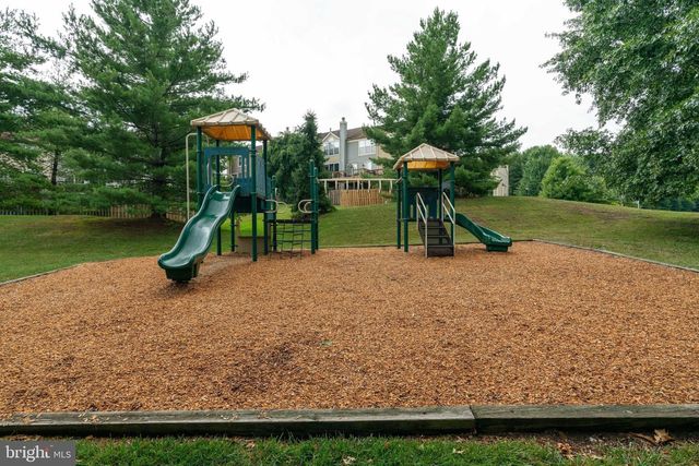 16562 BRAMBLEWOOD LN, Woodbridge, VA 22191