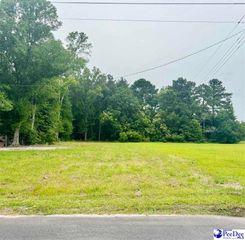 523 E Main St, Timmonsville, SC 29161