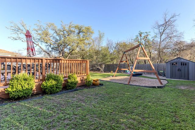 1002 Moser River DR, Leander, TX 78641