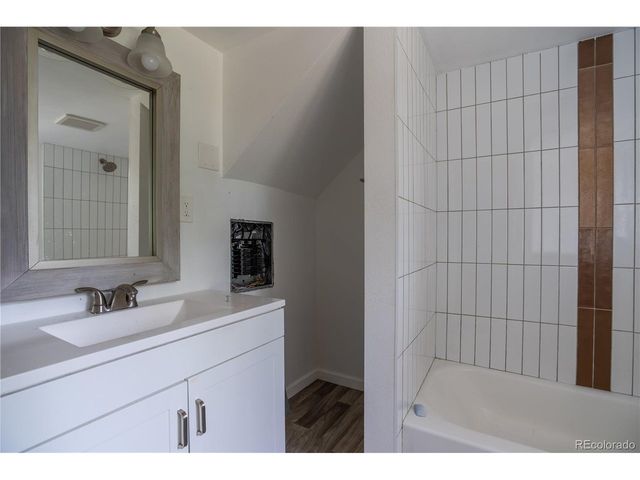 3140 W Girard Ave, Englewood, CO 80110