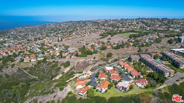 6622 Ocean Crest Drive, Rancho Palos Verdes, CA 90275