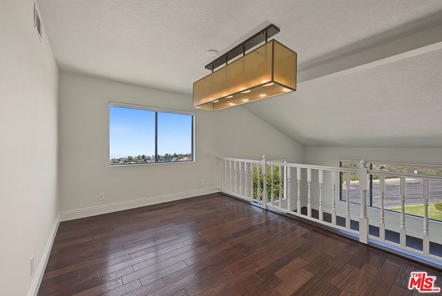 6622 Ocean Crest Drive, Rancho Palos Verdes, CA 90275
