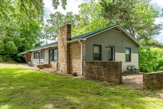 705 Preacher Roe Boulevard, West Plains, MO 65775
