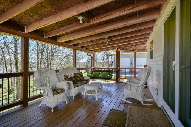 27284 Cimarron Drive, Eagle Rock, MO 65641
