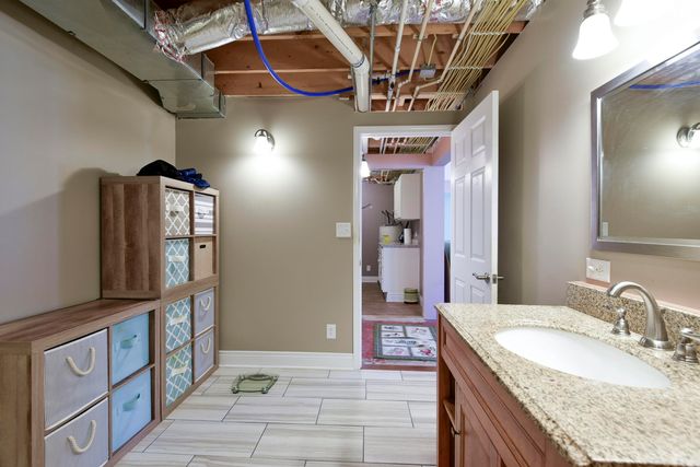 27284 Cimarron Drive, Eagle Rock, MO 65641