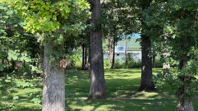 27284 Cimarron Drive, Eagle Rock, MO 65641