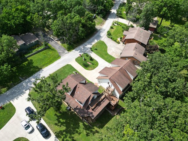 27284 Cimarron Drive, Eagle Rock, MO 65641
