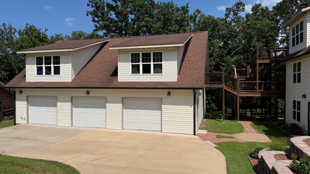 27284 Cimarron Drive, Eagle Rock, MO 65641