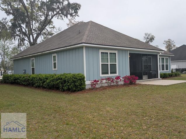 379 Harbour Island Circle, Waverly, GA 31565