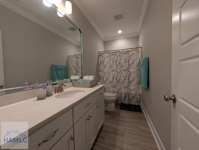 379 Harbour Island Circle, Waverly, GA 31565