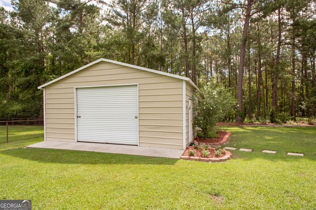 2506 Lejuene Road, Waycross, GA 31501