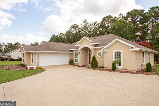 2506 Lejuene Road, Waycross, GA 31501