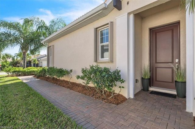 10404 Severino LN, Fort Myers, FL 33913