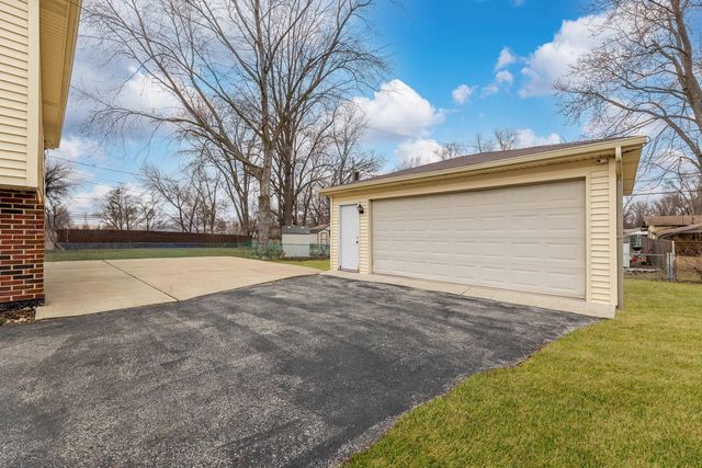 3314 Willow Lane, Markham, IL 60428