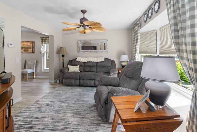 13250 Lake Point Boulevard, Belleville, MI 48111