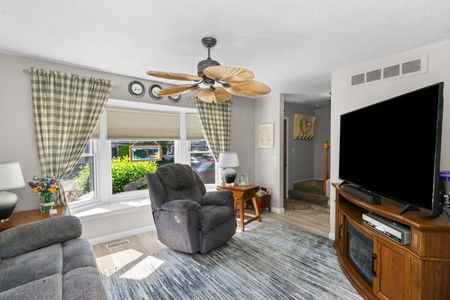 13250 Lake Point Boulevard, Belleville, MI 48111