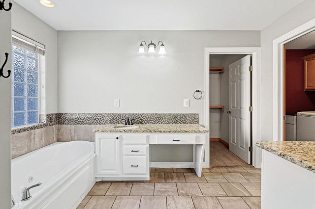 663 N Crest Ridge Ct, Wichita, KS 67230