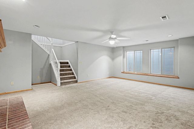 663 N Crest Ridge Ct, Wichita, KS 67230