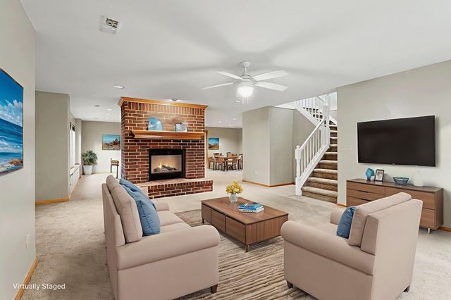 663 N Crest Ridge Ct, Wichita, KS 67230