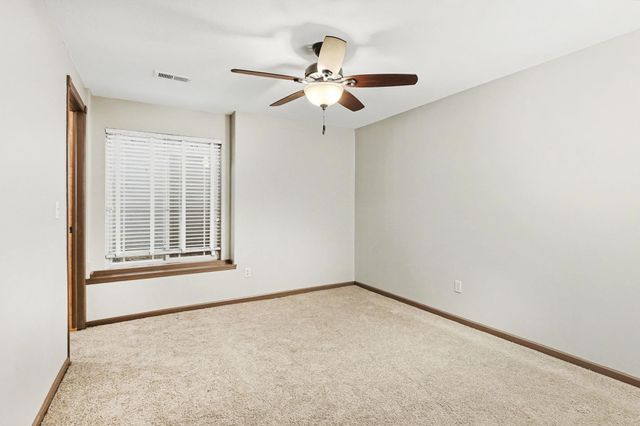 663 N Crest Ridge Ct, Wichita, KS 67230