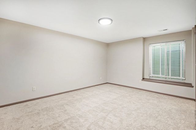 663 N Crest Ridge Ct, Wichita, KS 67230