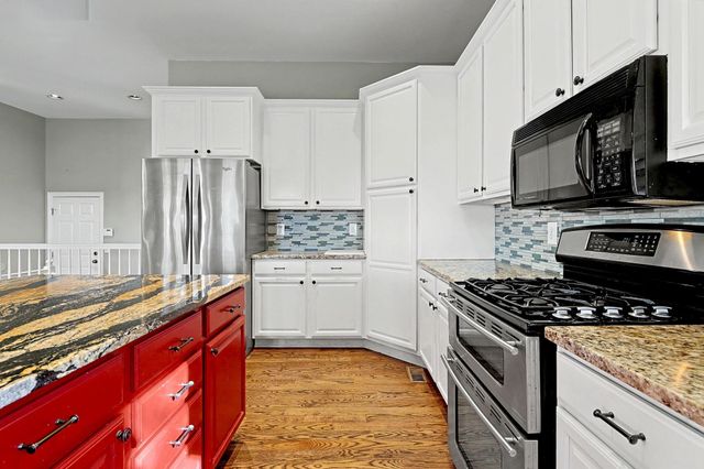 663 N Crest Ridge Ct, Wichita, KS 67230