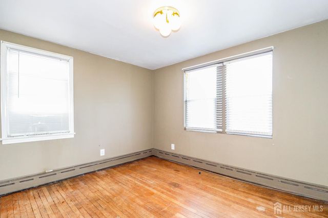 131 Fairfield Avenue, Fords, NJ 08863