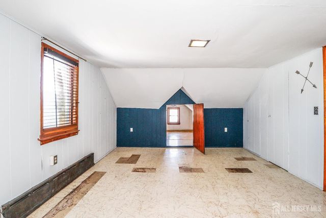 131 Fairfield Avenue, Fords, NJ 08863