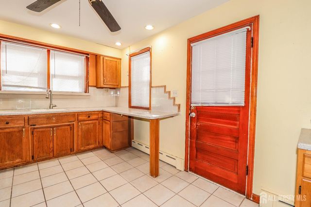 131 Fairfield Avenue, Fords, NJ 08863