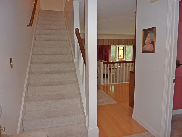 16 Laurel Court # 320, Nashua, NH 03062