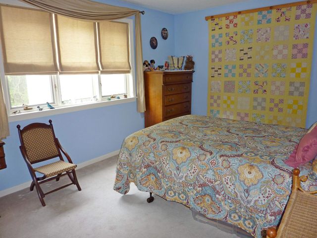 16 Laurel Court # 320, Nashua, NH 03062