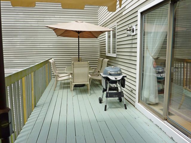 16 Laurel Court # 320, Nashua, NH 03062