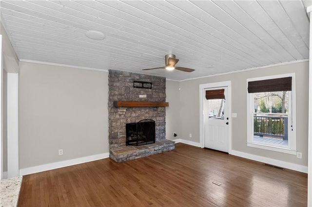 86 Woodstock Road, Roswell, GA 30075