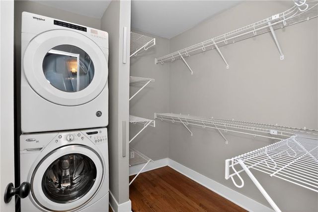 86 Woodstock Road, Roswell, GA 30075