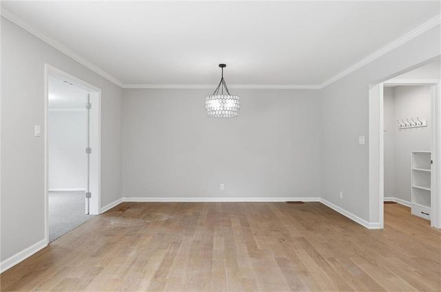 7740 Briar Drive, Prairie Village, KS 66208