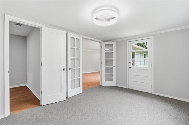 7740 Briar Drive, Prairie Village, KS 66208