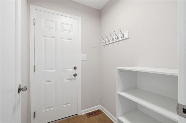 7740 Briar Drive, Prairie Village, KS 66208
