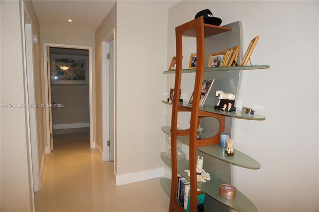 19390 Collins Ave PH-26, Sunny Isles Beach, FL 33160