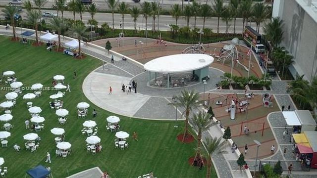 19390 Collins Ave PH-26, Sunny Isles Beach, FL 33160