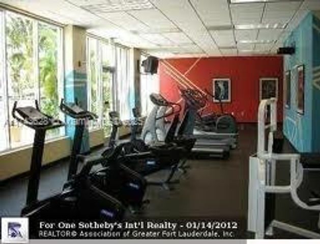 19390 Collins Ave PH-26, Sunny Isles Beach, FL 33160