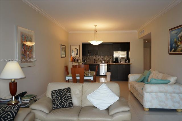 19390 Collins Ave PH-26, Sunny Isles Beach, FL 33160