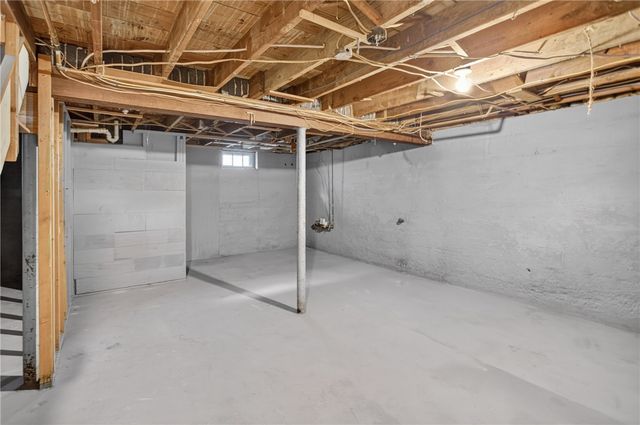 13 Delmont Street, Johnston, RI 02919