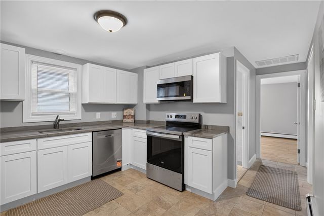 13 Delmont Street, Johnston, RI 02919